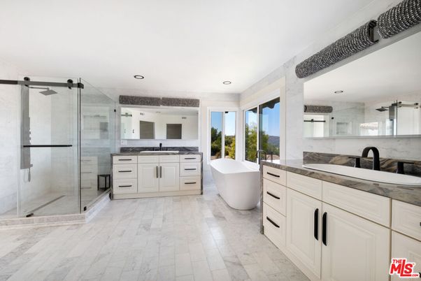 Bathroom, Dual Sink Vanities, Free Standing Baths, Glass Shower, Interior, Marble, Recessed Lighting