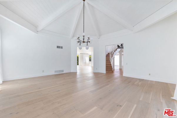 Empty room, Interior, Pendant Lights, Wood Texture Flooring