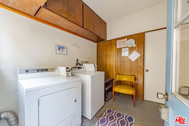 Interior, Washer, Wooden Walls