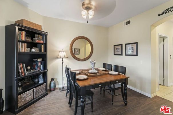 Dining room, Interior, Wood Texture Flooring