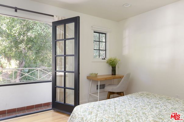 Bedroom, Home Office, Interior, Recessed Lighting, Wood Texture Flooring