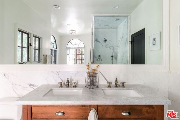 Bathroom, Dual Sink Vanities, Interior, Marble Walls, Recessed Lighting