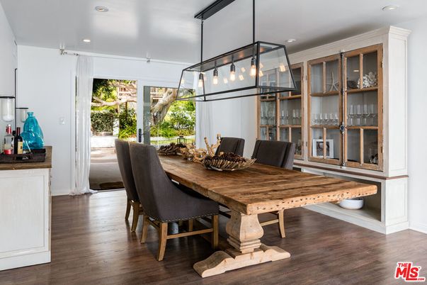 Dining room, Interior, Pendant Lights, Recessed Lighting, Wood Texture Flooring