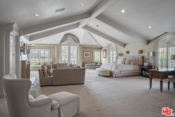 Bedroom, Interior, Living room, Recessed Lighting