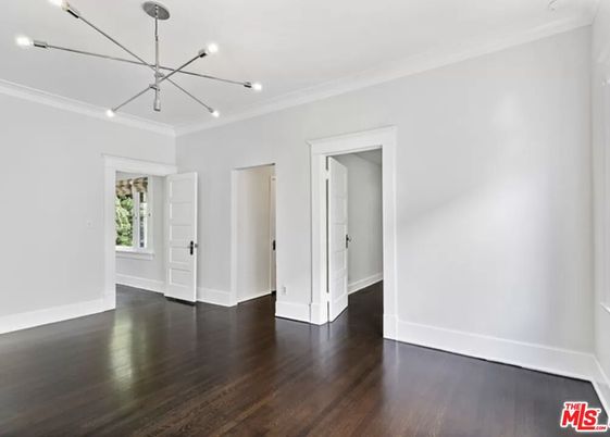Empty room, Interior, Pendant Lights, Wood Texture Flooring