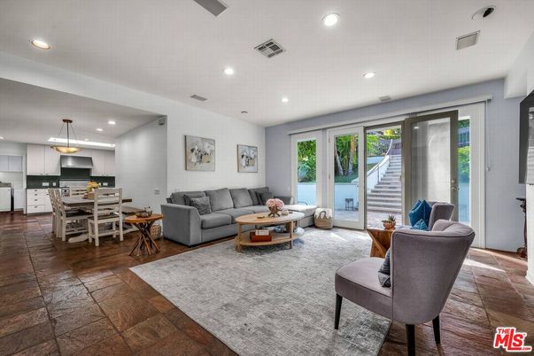 Dining room, Interior, Kitchen, Living room, Pendant Lights, Recessed Lighting