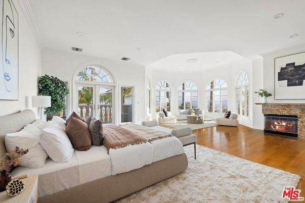Bedroom, Fireplace, Interior, Living room, Recessed Lighting, Wood Texture Flooring
