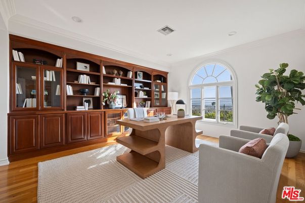 Home Office, Interior, Recessed Lighting, Wood Texture Flooring