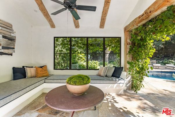 Interior, Sun Room, Wooden Beams
