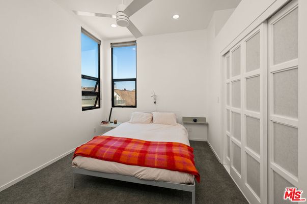 Bedroom, Interior, Recessed Lighting, Water