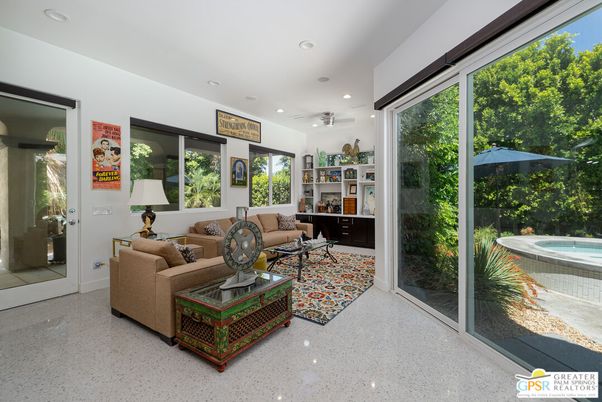 Interior, Living room, Recessed Lighting, Sun Room