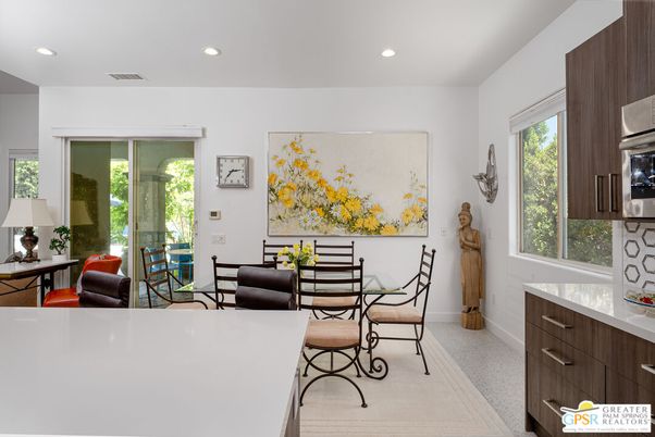 Dining room, Interior, Kitchen, Recessed Lighting, Stainless Steel Appliances