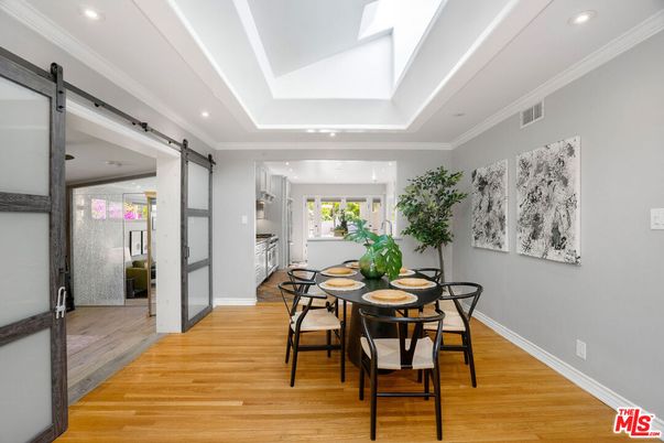 Dining room, Interior, Recessed Lighting, Wood Texture Flooring
