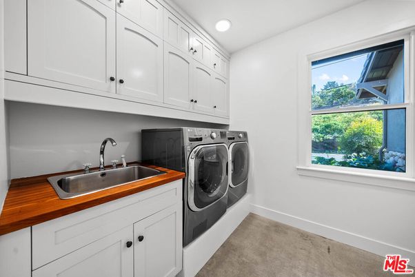 Interior, Recessed Lighting, Washer