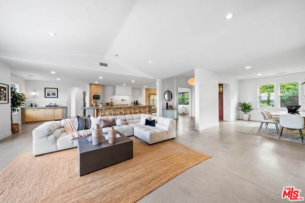 Dining room, Interior, Kitchen, Living room, Recessed Lighting, Stainless Steel Appliances