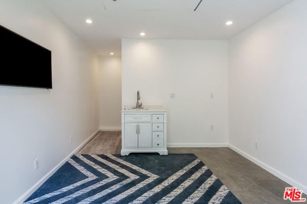 Interior, Recessed Lighting
