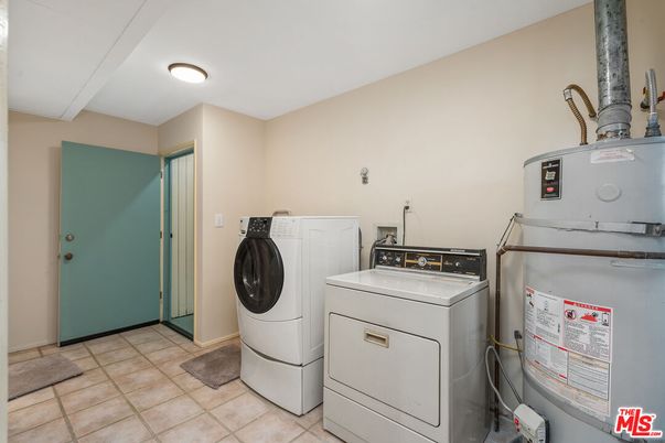 Interior, Utility Closets, Washer
