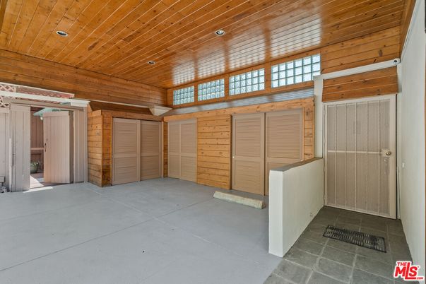 Empty room, Interior, Recessed Lighting, Wooden Ceilings, Wooden Walls