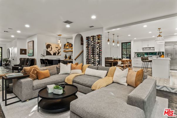 Dining room, Interior, Kitchen, Living room, Pendant Lights, Recessed Lighting, Stainless Steel Appliances, Wood Texture Flooring