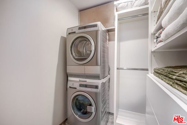 Interior, Utility Closets, Washer