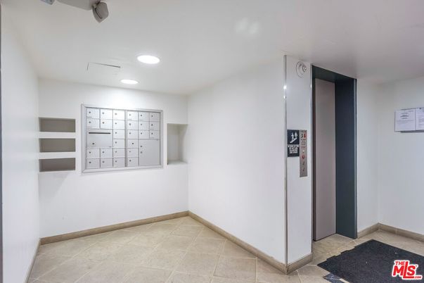 Elevator, Interior, Recessed Lighting