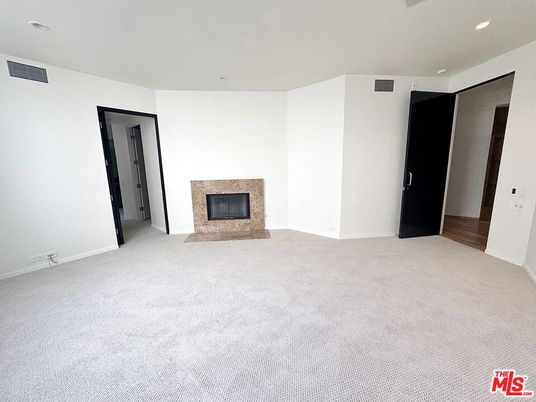 Empty room, Fireplace, Interior, Recessed Lighting