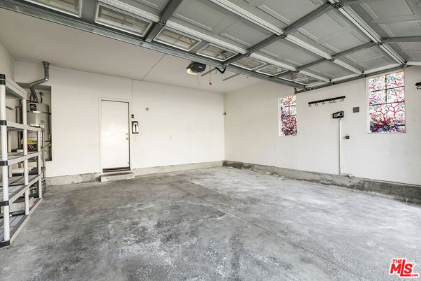 Garage, Interior