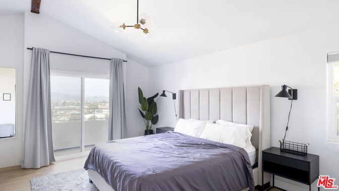 Bedroom, Interior, Pendant Lights, Wood Texture Flooring