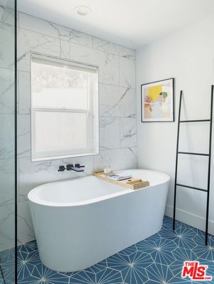 Bathroom, Free Standing Baths, Interior, Marble Walls