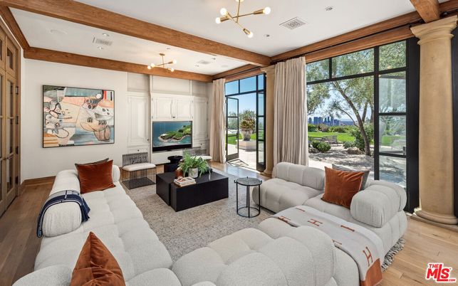 Interior, Living room, Pendant Lights, Recessed Lighting, Wooden Beams, Wood Texture Flooring