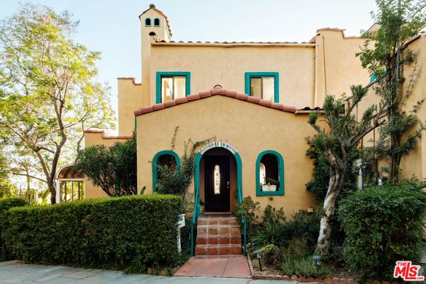 Exterior, Facade, Spanish Mediterranean