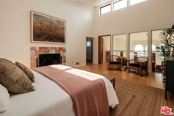 Bedroom, Fireplace, Interior, Wood Texture Flooring