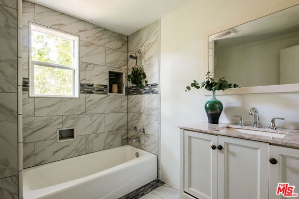Bathroom, Interior, Marble, Marble Walls