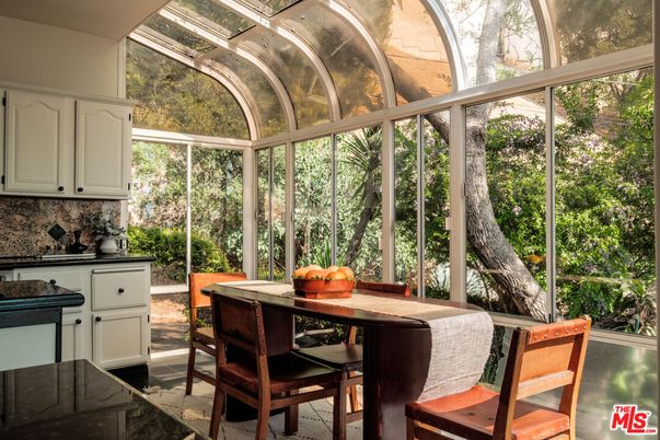 Dining room, Interior, Sun Room