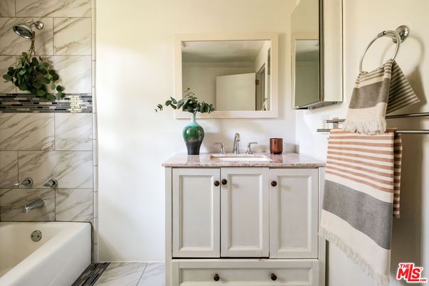 Bathroom, Interior, Marble, Marble Walls