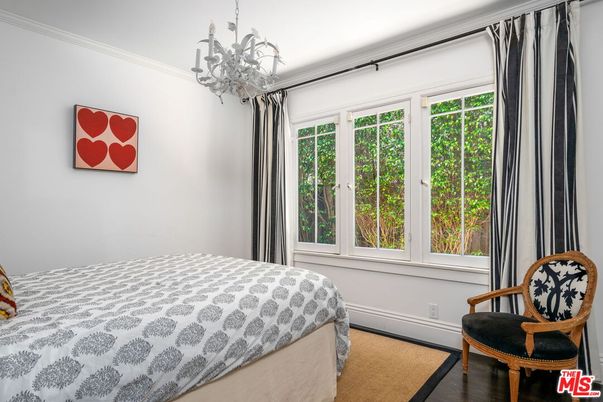 Bedroom, Chandelier, Interior
