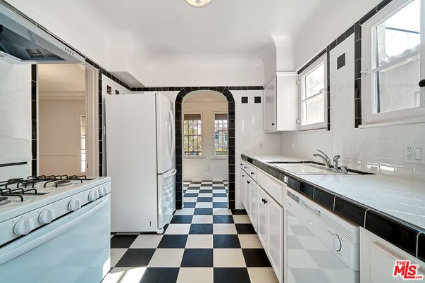Interior, Kitchen, Tile Countertops