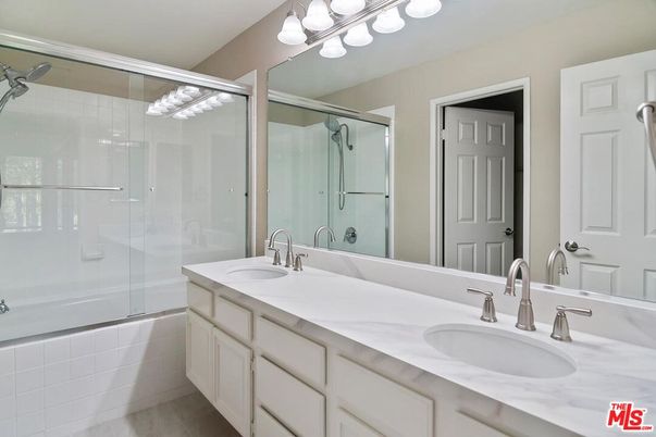 Bathroom, Dual Sink Vanities, Glass Shower, Interior