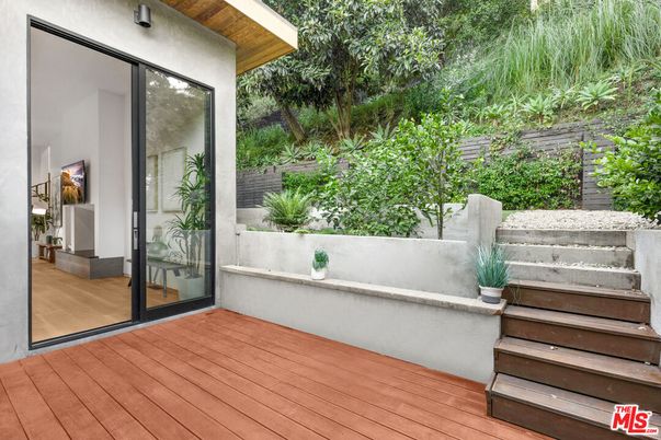 Exterior, Wood Texture Flooring