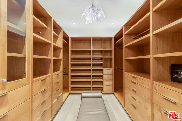 Chandelier, Interior, Recessed Lighting, Walk-in Closets, Wood Texture Flooring