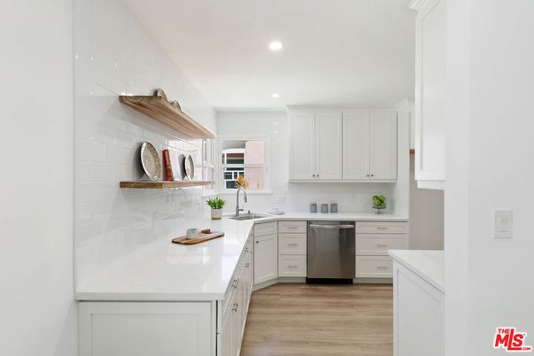 Interior, Kitchen, Recessed Lighting, Wood Texture Flooring