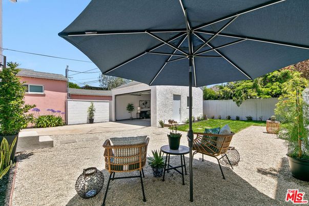 Backyard, Detached Garage, Exterior