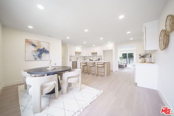Dining room, Interior, Kitchen, Recessed Lighting, Wood Texture Flooring