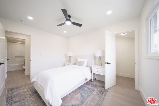Bathroom, Bedroom, Interior, Recessed Lighting, Wood Texture Flooring
