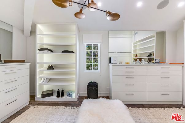 Interior, Recessed Lighting, Walk-in Closets