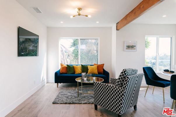 Interior, Living room, Recessed Lighting, Wooden Beams, Wood Texture Flooring