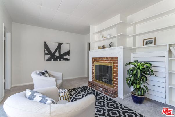 Fireplace, Interior, Living room