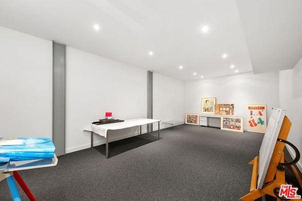Interior, Recessed Lighting