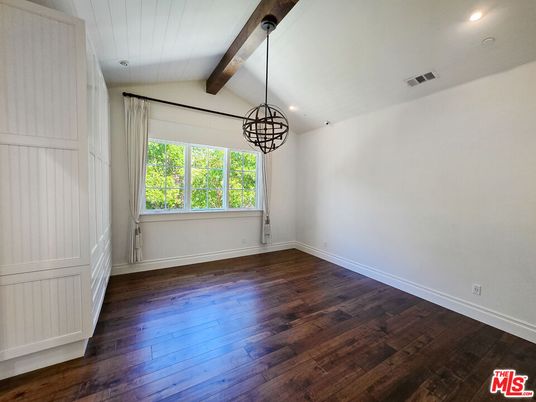 Empty room, Interior, Pendant Lights, Recessed Lighting, Wooden Beams, Wood Texture Flooring