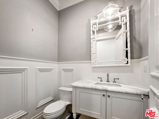Bathroom, Interior, Tile Countertops